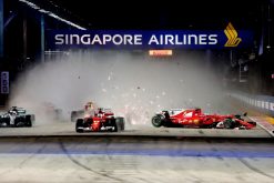 Foto Poster Kimi Raikkonen tijdens de Start van GP Singapore 2017