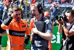 Foto Poster Fernando Alonso tijdens de GP van Italie, F1 McLaren Team 2017