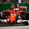 Foto Poster Sebastian Vettel tijdens de GP van Singapore, F1 Ferrari Team 2017