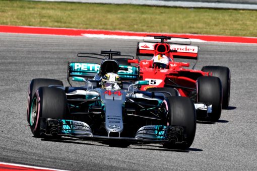 Foto Poster Lewis Hamilton tijdens de GP van Amerika, F1 Mercedes Team 2017