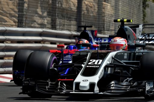 Foto Poster Kevin Magnussen tijdens de GP van Monaco, F1 Haas Team 2017