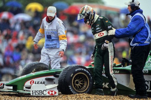 Foto Poster Eddy Irvine Crash tijdens de GP van Duitsland, F1 Jaquar Team 2000