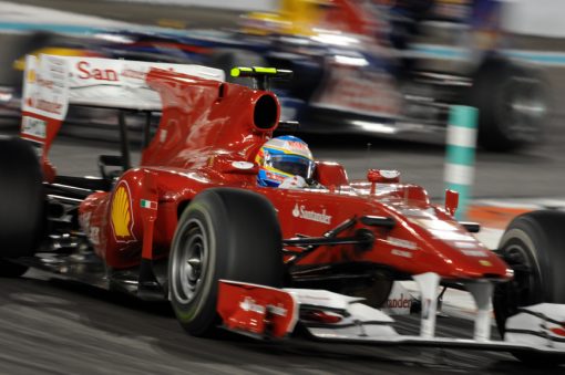 Foto Poster Fernando Alonso in actie tijdens de F1 GP Abu Dhabi 2010