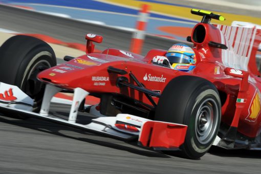 Foto Poster Fernando Alonso in actie tijdens de F1 GP Bahrein 2010