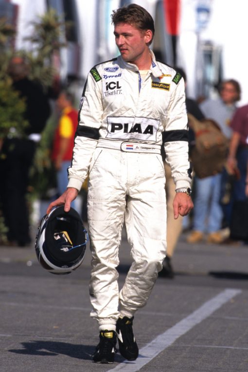 Foto Poster Jos Verstappen tijdens de GP van Hongarije, F1 Tyrrell Team 1997