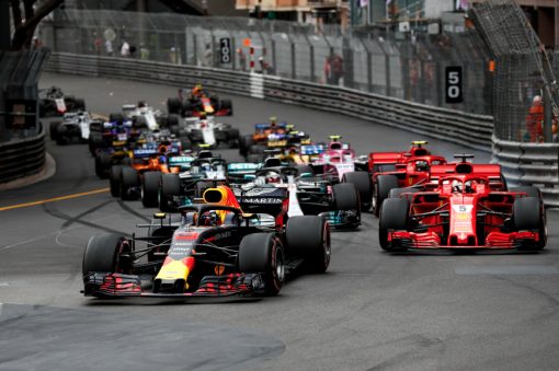 Daniel Ricciardo - Red Bull Racing tijdens de Start van GP Monaco - Monte Carlo Formule 1 Seizoen 2018