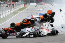 Fernando Alonso Crash 04 - GP Belgie 2018