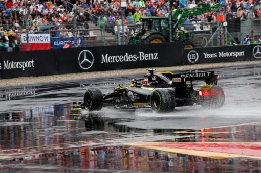 Nico Hulkenberg in actie tijdens de GP van Duitsland 2019